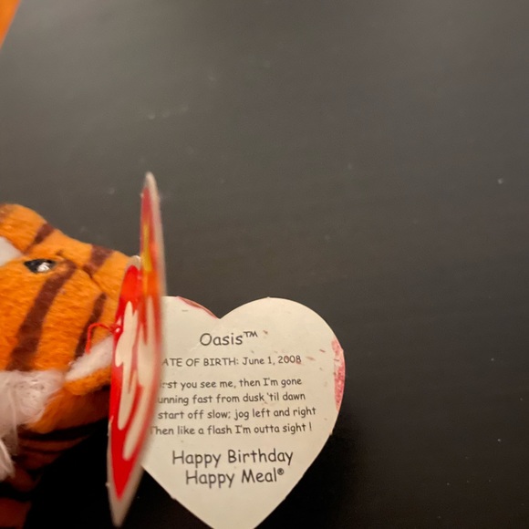 Oasis Happy Birthday Tiger 2008 - Picture 5 of 6